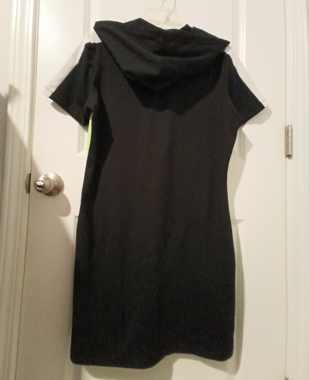 Abito da ginnastica con cappuccio Fila Colorblock nero bianco verde taglia grande molto bello LEGGERE