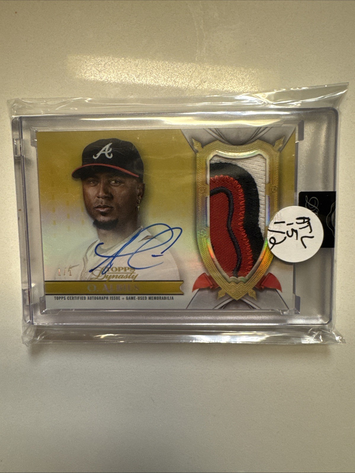 Ozzie Albies 2024 Topps Dynasty Game Worn Patch Auto /1 DAP-OA1