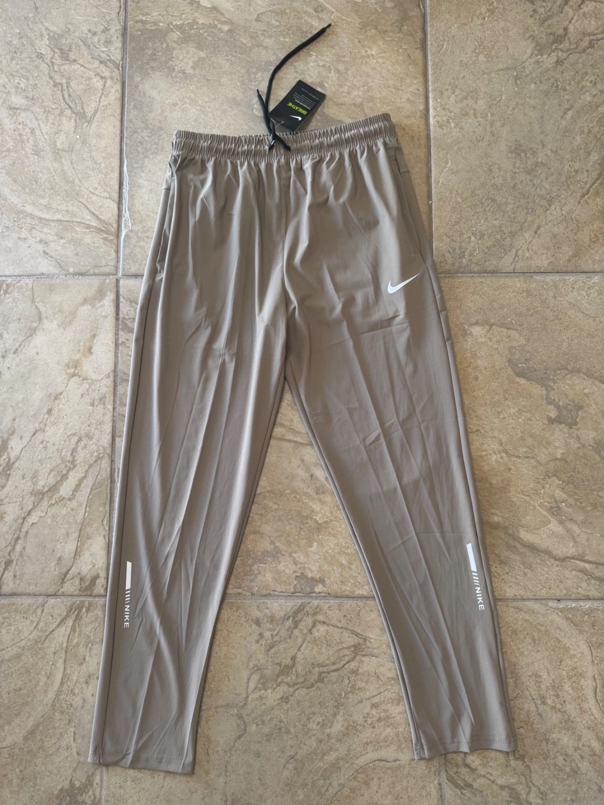 NIKE JOGGER PANTS WITH POCKETS MENS SIZE XL