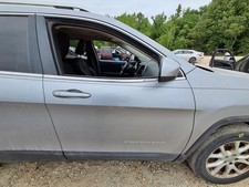 Used Front Right Door Assembly Front Fits 2015 Jeep Cherokee Electric Tempered