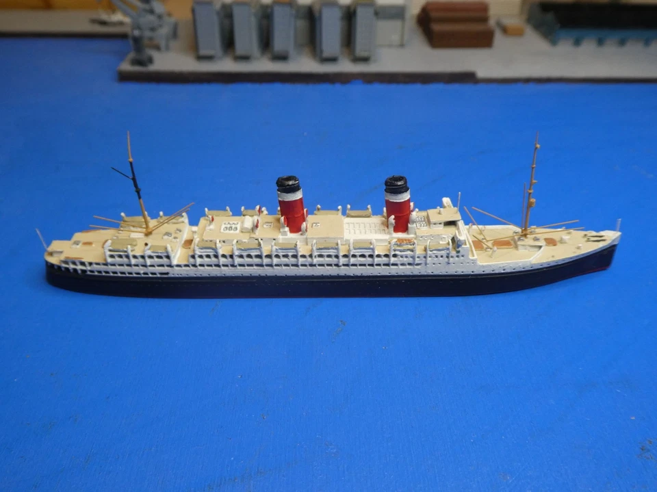 Passagierschiff Alsatian (GB) in 1:1250 Hersteller Albatros Nr. AL. 33
