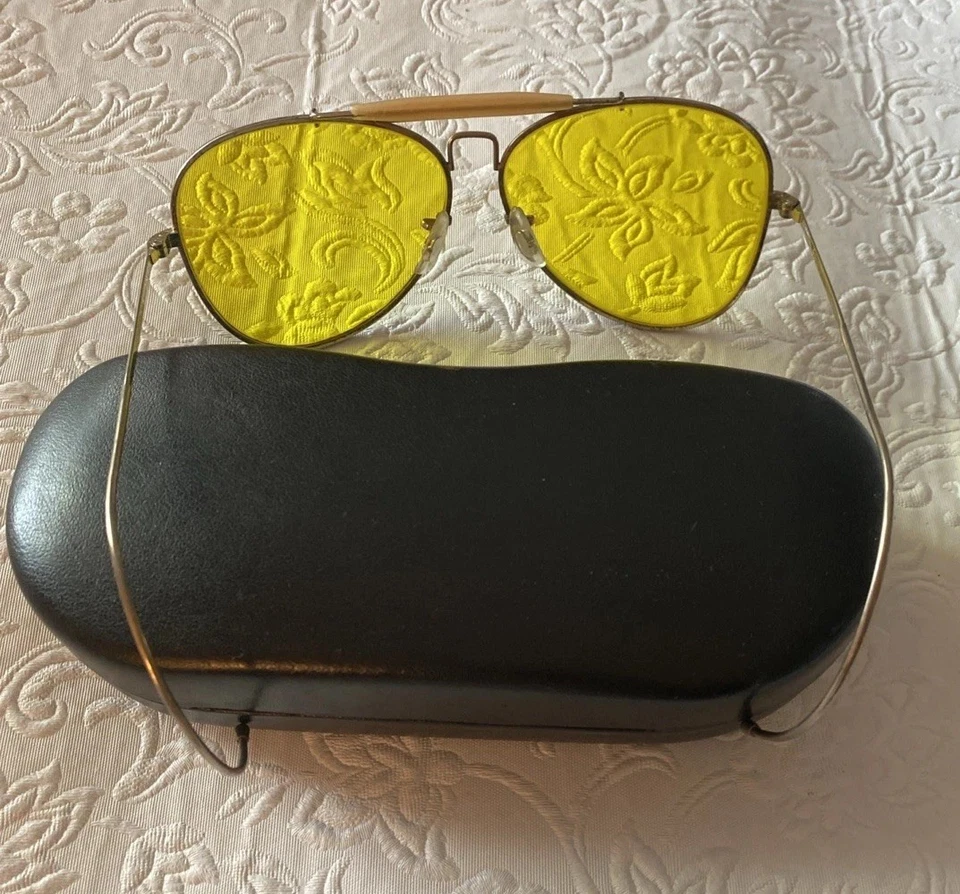 VINTAGE RAY-BAN AVIATOR SHOOTING GLASSES YELLOW LENS GOLD WIRE EAR WRAP FRAMES - Image 2 of 4