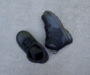 nike boots baby
