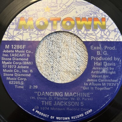 Jackson 5 vinyl ''IT'S TOO LATE TO CHANGE THE TIME'' and ''DANCING MACHINE'' 45RPM