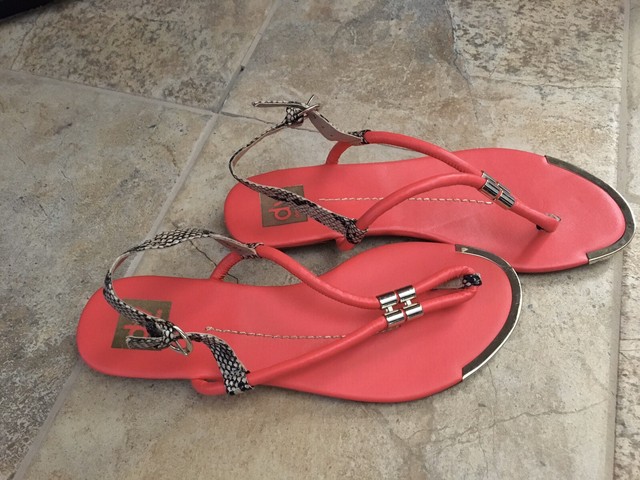 Anthropologie Dolce Vita DV Coral Thong Sandals Gold Accent Animal Woman Sz. 9.5 | eBay