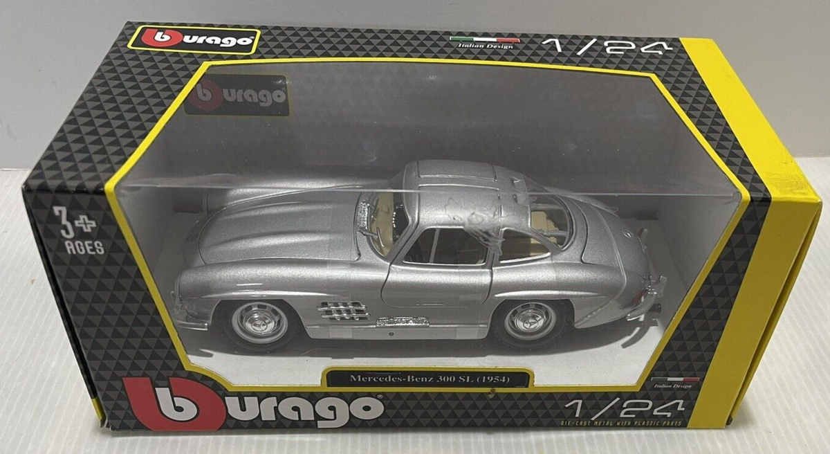 BURAGO 1/24 SCALE 3013 METALLIC SILVER MERCEDES BENZ 300 SL 1954
