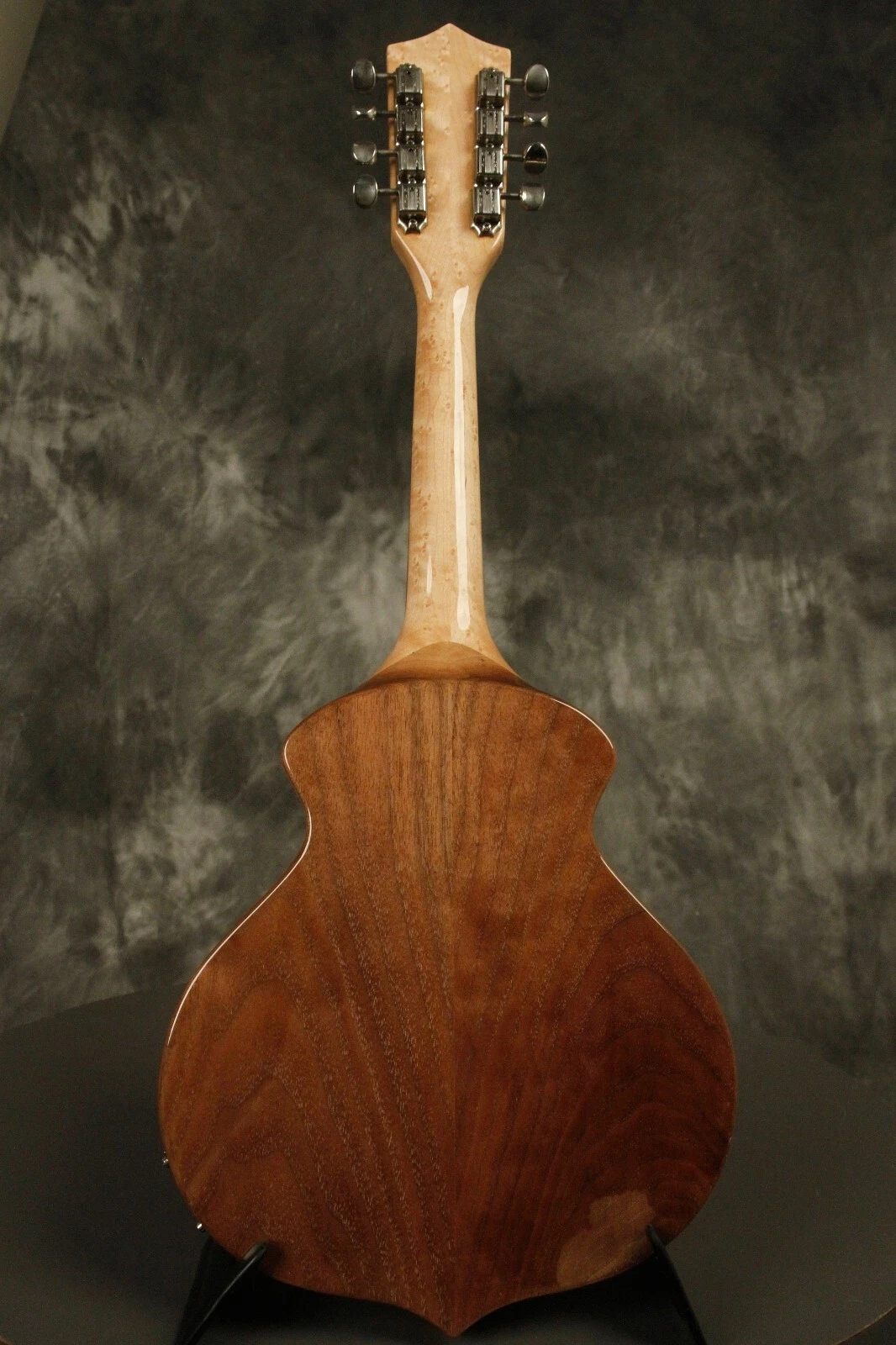 Picture 19 of 24
