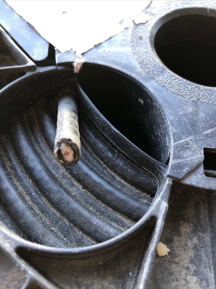 COMMSCOPE 9900963 CM 18AWG Wire Cable CATV  (ETL) 1000 FEET  NEW - Image 4 of 4