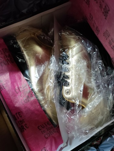 cute to the core platform sneakers