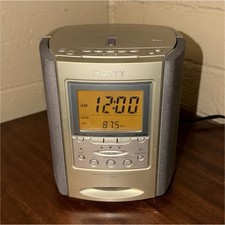 Sony Dream Machine Digital Clock Radio CD Player AM/FM Silver