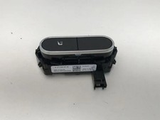 MERCEDES-BENZ GLA H247 Schalter sitzheizung A1779056700 1.33 24281323