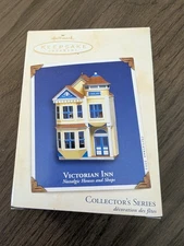 VICTORIAN INN 2002 Hallmark Keepsake Ornament Nostalgic Houses and Shops
