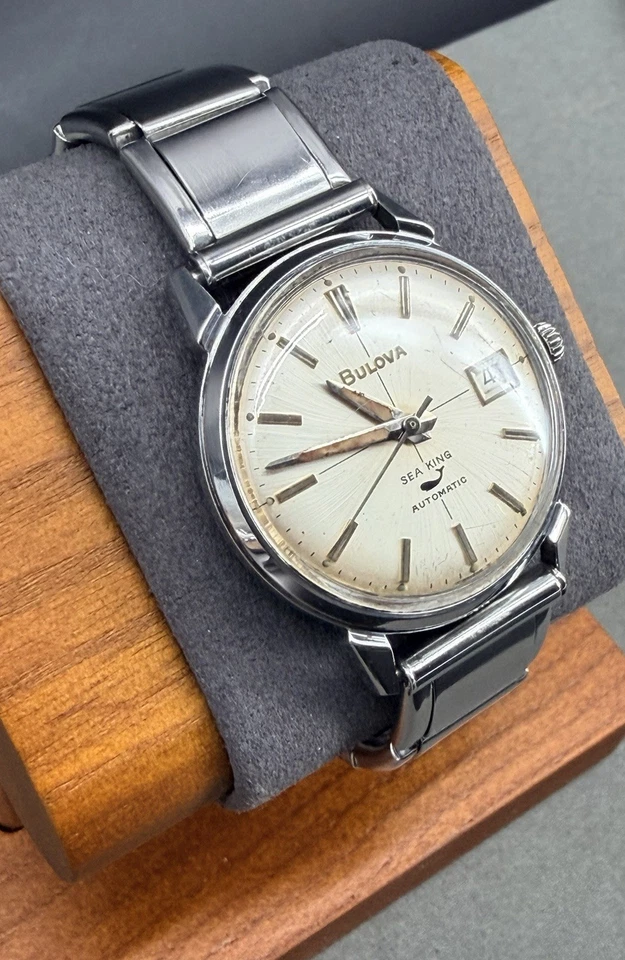 Reloj Bulova Sea King 1969 "Whale" 17 joyas fecha automática. Servicio reciente Foto 3 de 4