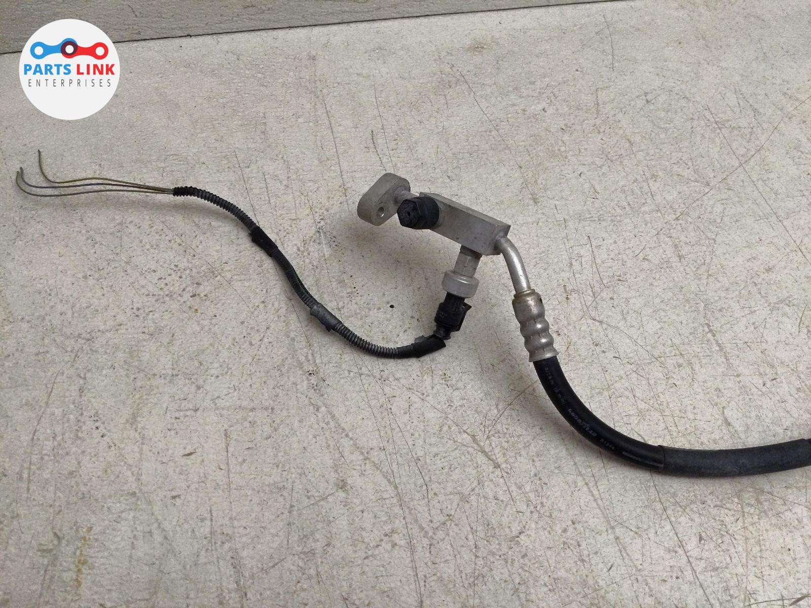 Ferrari California 30 2012-2014 Left Pipe plug
