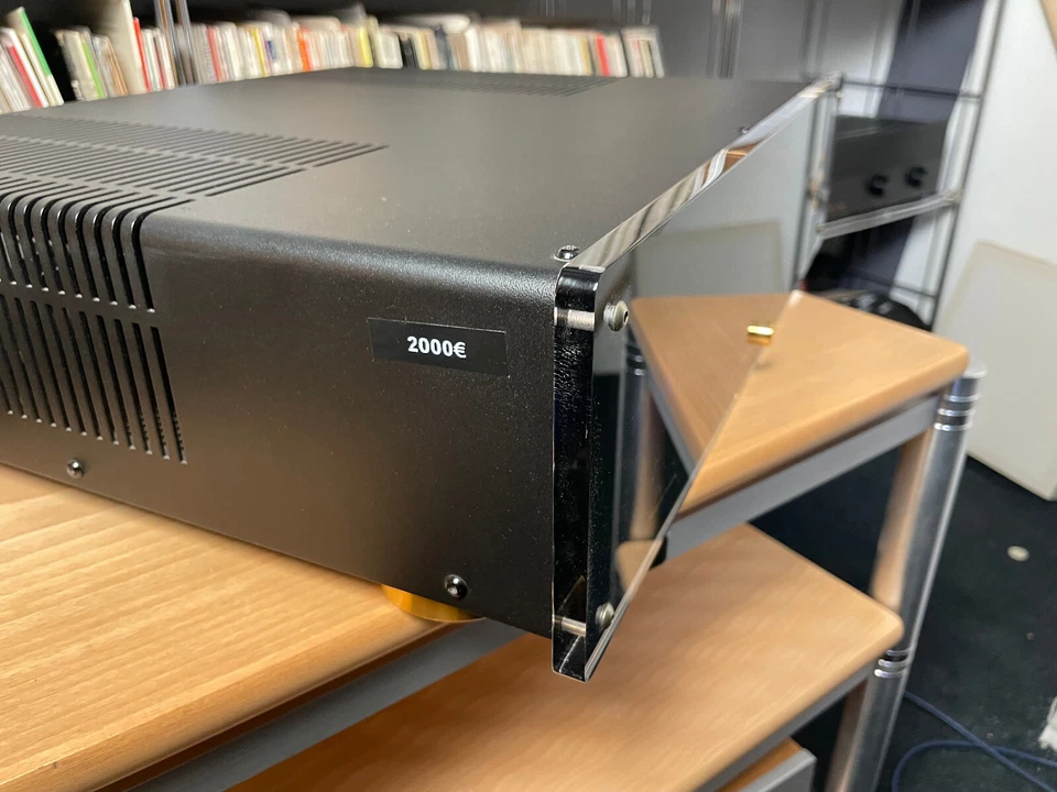 ELECTROCOMPANIET ECI 4 Vollverstärker. Bitte, lesen. - Bild 4 von 4