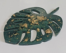 Resin Monstera Leaf Green With Gold