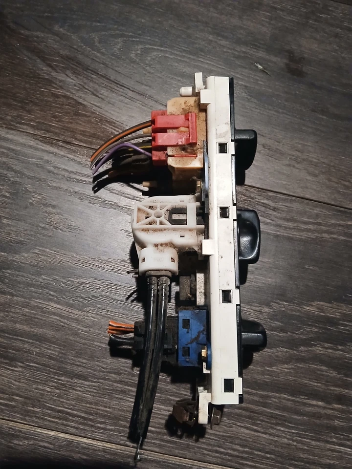 Ford Truck F150 F250 F350 1992-1996 Bronco calefacción temperatura climatización OEM Foto 3 de 4