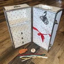 AMERICAN GIRL PLEASANT COMPANY MOLLY  DOLL STEAMER TRUNK CARRYING CASE
