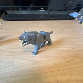 LEGO Azog Minifigure w/ 2 Wargs The Hobbit Attack of the Wargs 79002 (2012)