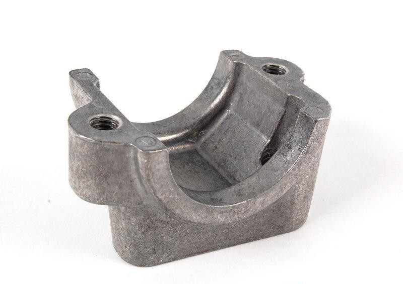 Mercedes-Benz E W211 Front Sway Bar Mount Bracket Right Genuine 
