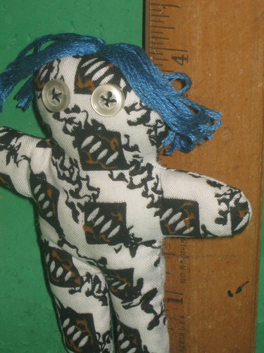 POCKET DOLL -VOODOO DOLL-POPPET-HANDMADE- 4 1/2" - Picture 3 of 4