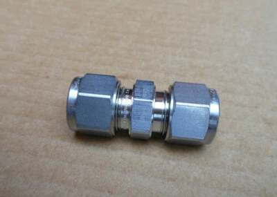 SWAGELOK gerade Verschraubung 10mm - 10mm, SS-10M0-6, Edelstahl 316, NEU