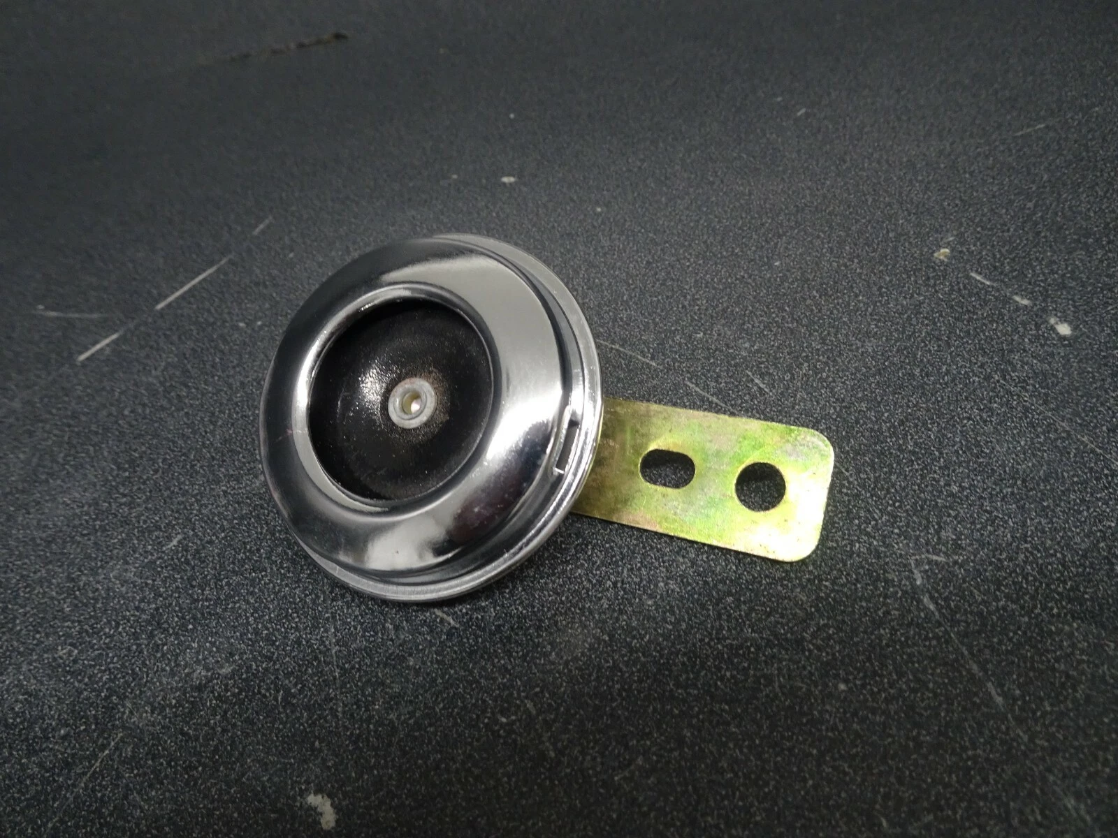 NEW CHRIS PRODUCTS CHROME HORN 12V 2-TERMINAL 2.5" PN0815