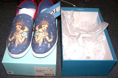 TOMS X Disney Snow White Blue Size 12 Womens Flats Slip On Canvas Shoes NEW IB