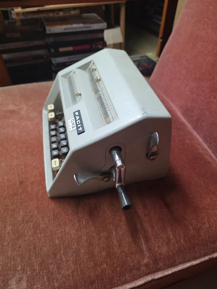 🍀Ancienne machine à calculer FACIT - Photo 2/4