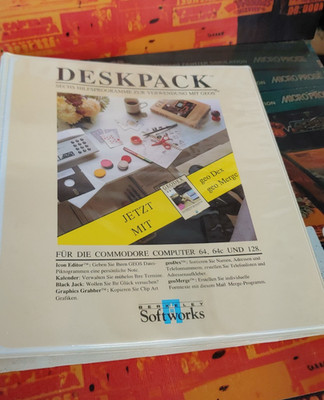 DESKPack (Berkeley 1986) Ordner + Manual + DISK (Commodore) DEUTSCH