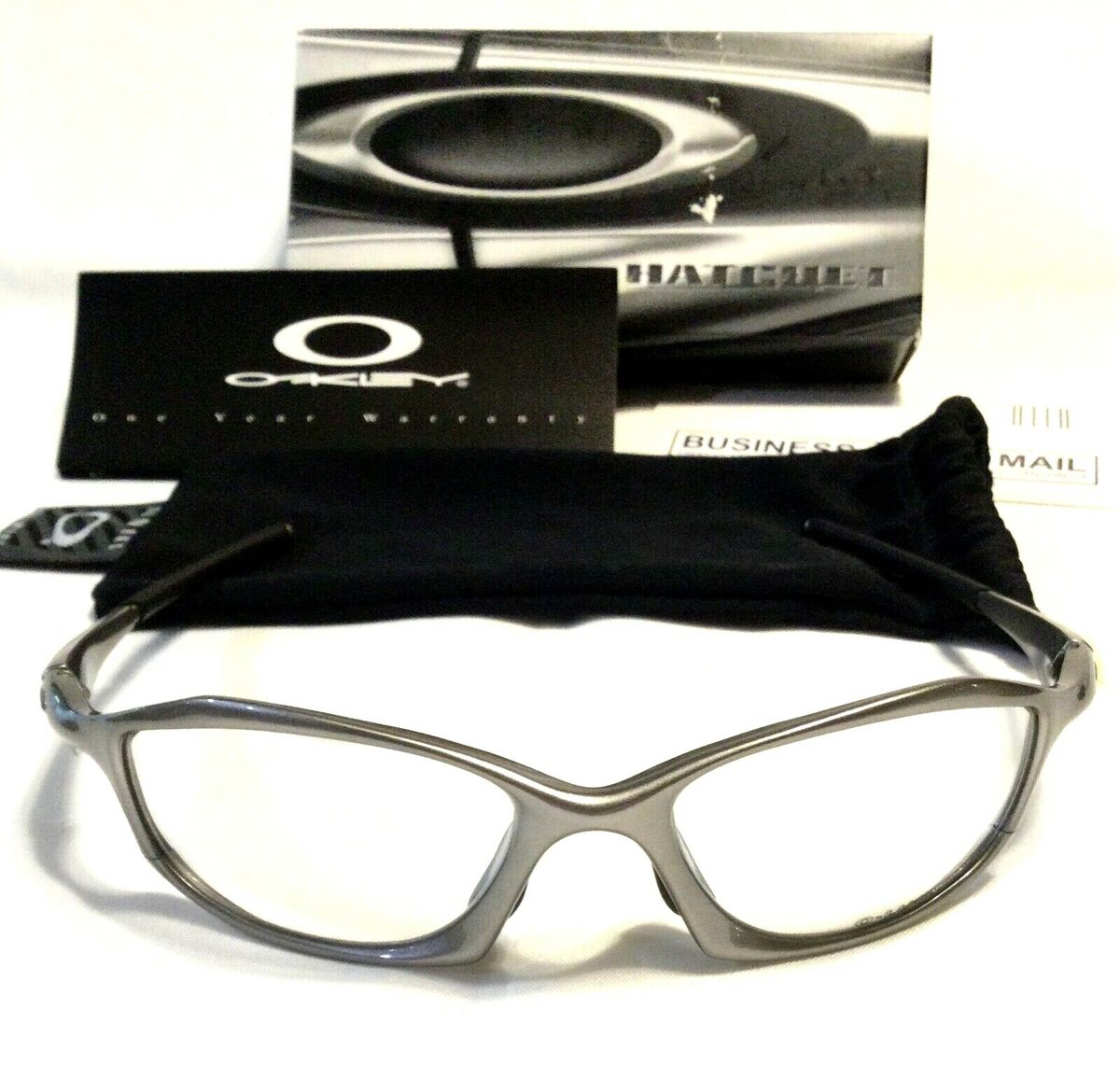 NEW OAKLEY HATCHET SUNGLASSES Mercury w/ Titanium Clear O NEW OAKLEY HATCHET SUNGLASSES Mercury w/ Titanium Clear O