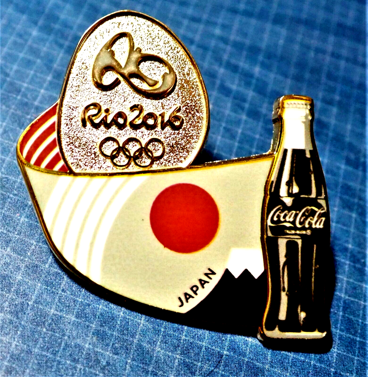 COKE BOTTLE JAPAN FLAG 2016 RIO OLYMPIC GAMES PIN SPECIAL ISSUE