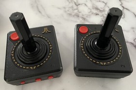 Atari Flashback 4 Classic Game Console 2 Wireless Controllers