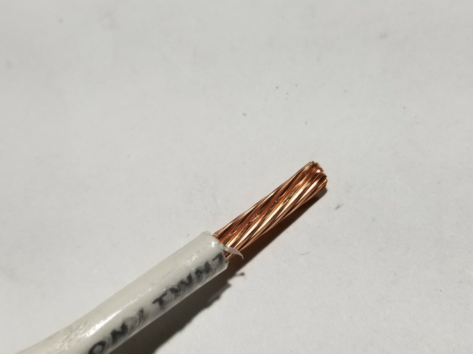 General Cable #10awg 19 Stranded THHN/THWN-2/MTW Building Wire White /100ft