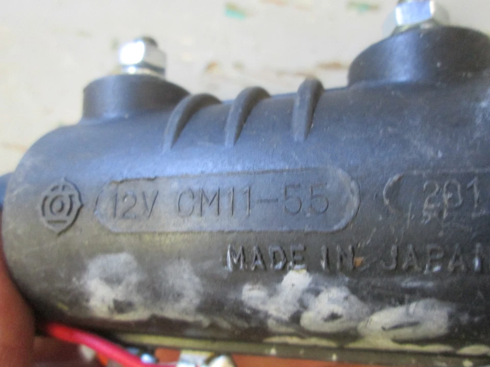 BOBINA DE ENCENDIDO YAMAHA 3Y6-82310-60-00 12R-82341-00-00 1982-1984 XS400 SECA MAXIM Foto 3 de 4