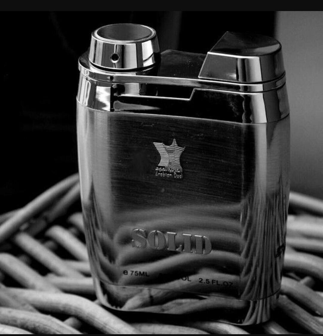 Arabian Oud SOLID 75ml香水 メンズ甘くセクシー レア 人気 SOLID 75 ML FOR MEN BY ARABIAN OUD SPRAY EDP _ FREE EXPREES