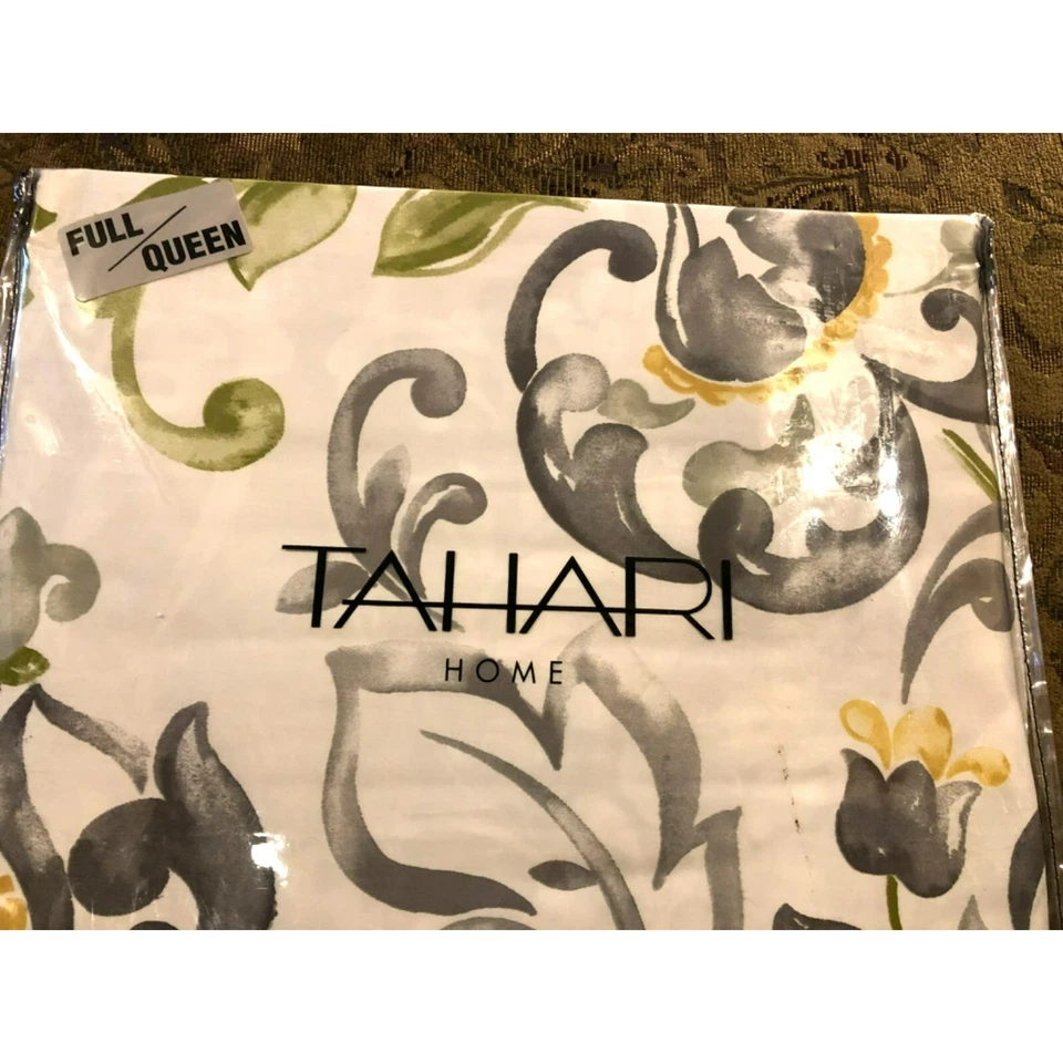 Tahari Home NIP Full/Queen 3 Piece Designer Duvet Set, 300 Thread Count 90"x 96" - Image 3 of 4