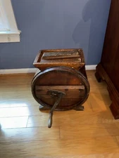 VINTAGE/ANTIQUE ORIGINAL BUTTER CHURN EARLY 1900 NEW STYLE WHITE CEDAR