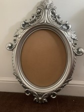 Oval mirror frame