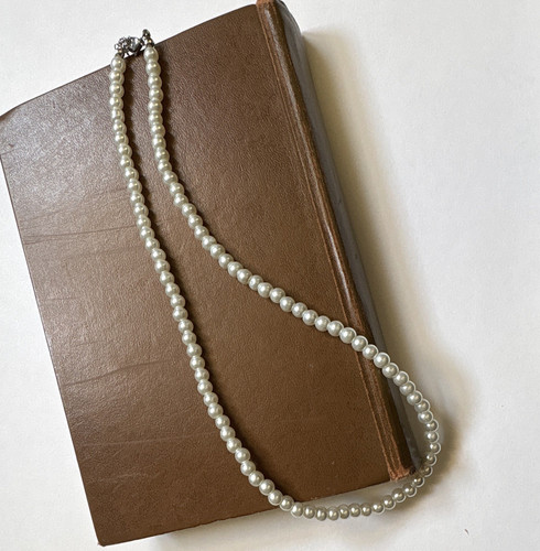 20 inch White Round Pearl Beaded Necklace, Adjustable Cable Chain, Lobster Clasp