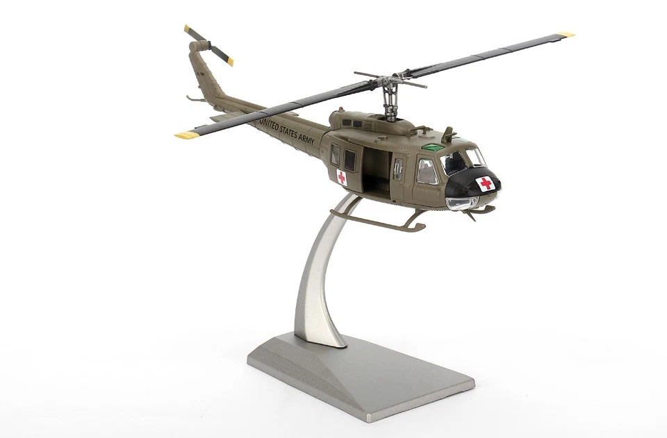 Bless Wings 1/72 UH-1H Iroquois "Huey" Helicopter "57th Medical Vietnam 1967 - Image 2 of 4