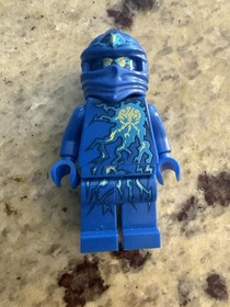 2012 LEGO NINJAGO 9570 NRG JAY COMPLETE WITH ALL PAPERWORK CARDS AND WEAPONS