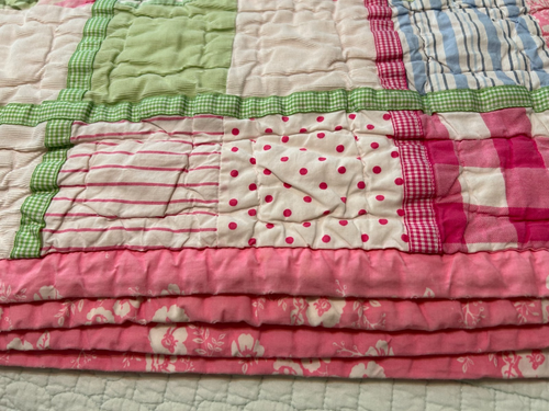 Pottery Barn Teen Quilt Twin 100% Cotton Patchwork Floral Pastel Reversible - Picture 15 of 16
