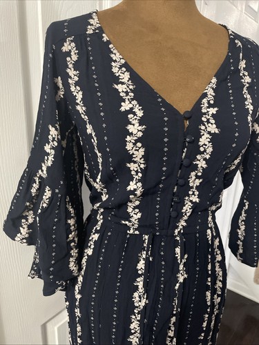 American Eagle Dress Leg Split Bell Sleeve Navy Boho Floral Women Small NWT - Picture 3 of 14