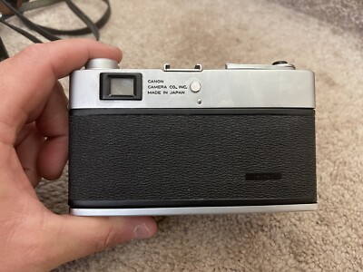Vintage Canon QL17 Quick Loading QL Film Camera 45mm Lens