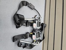 10-17 Chevy Equinox Terrain Driver Passenger Front Seat Belts Retractor Assembly