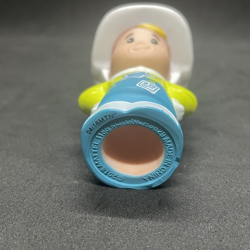 Fisher Price Little People Eddie Snowboarder Tessa Skier Sled 5 Pieces - Picture 15 of 17