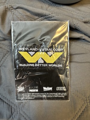 ALIENS vs PREDATOR WEYLAND YUTANI CORP patch, Rare Official Limited Sega Gadget