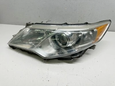 P30326 2012-2014 Toyota Camry Headlight Driver Side SEE PICTURES OEM - Image 1 of 4
