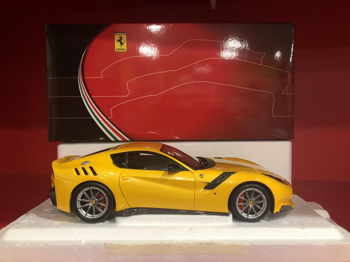BBR Models 1 18 FERRARI F12 TDF GIALLO TRISTRATO - BBR182100 BBR Models 1 18 FERRARI F12 TDF GIALLO TRISTRATO - BBR182100
